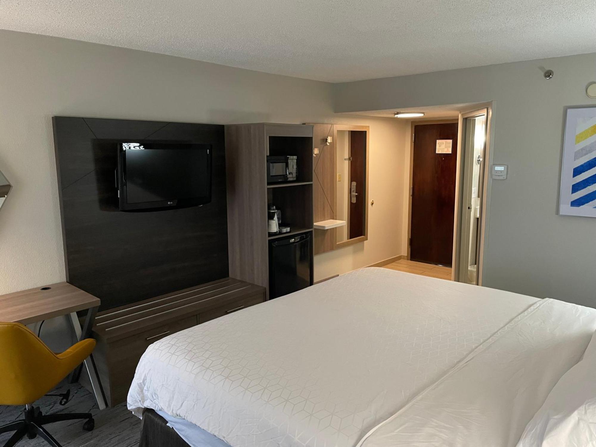 Holiday Inn Express Burlington By Ihg Luaran gambar