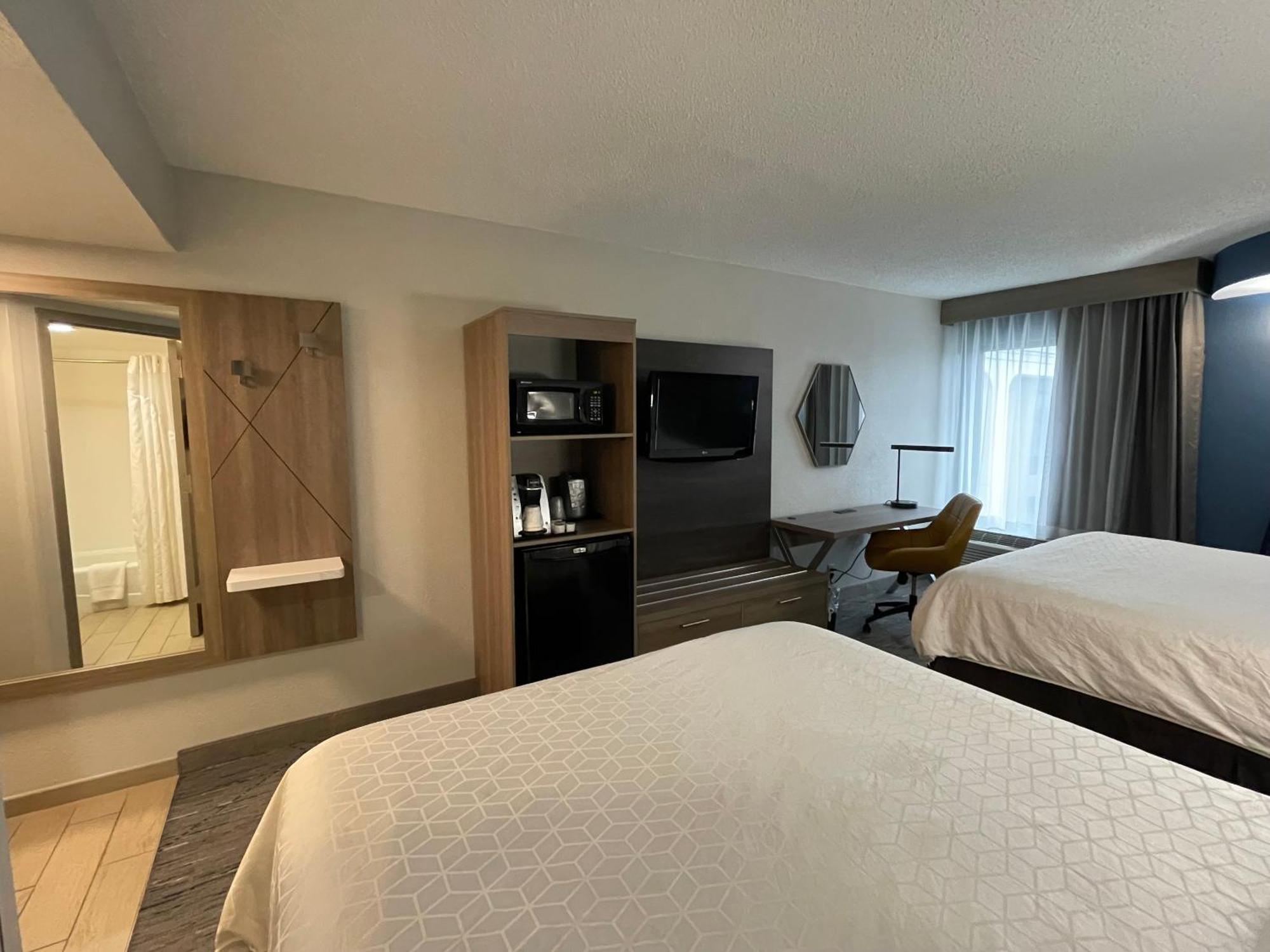 Holiday Inn Express Burlington By Ihg Luaran gambar
