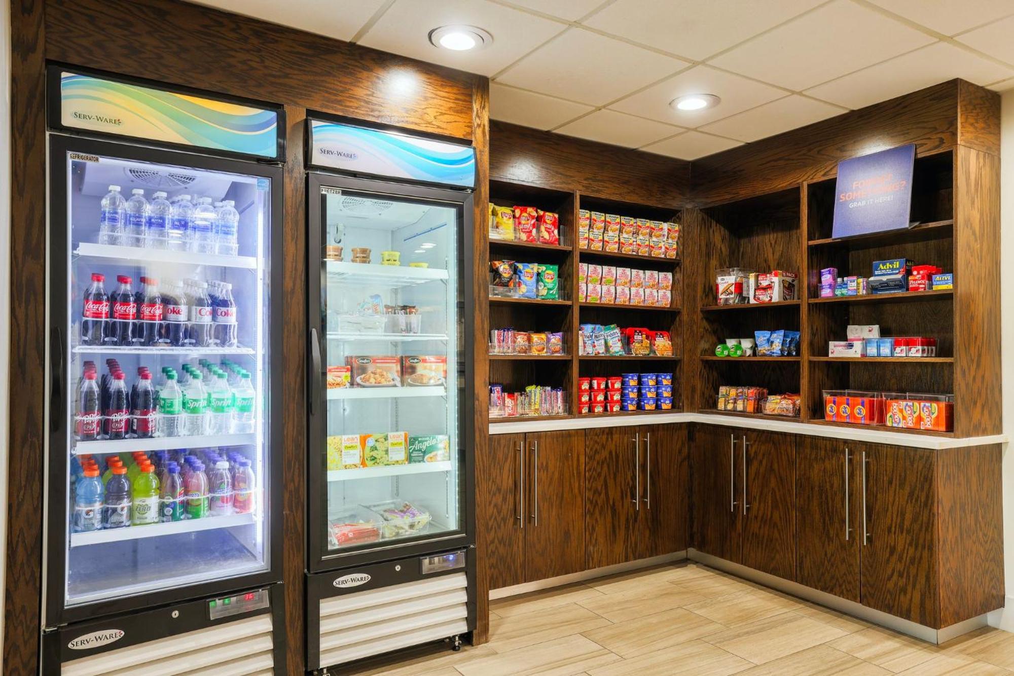 Holiday Inn Express Burlington By Ihg Luaran gambar