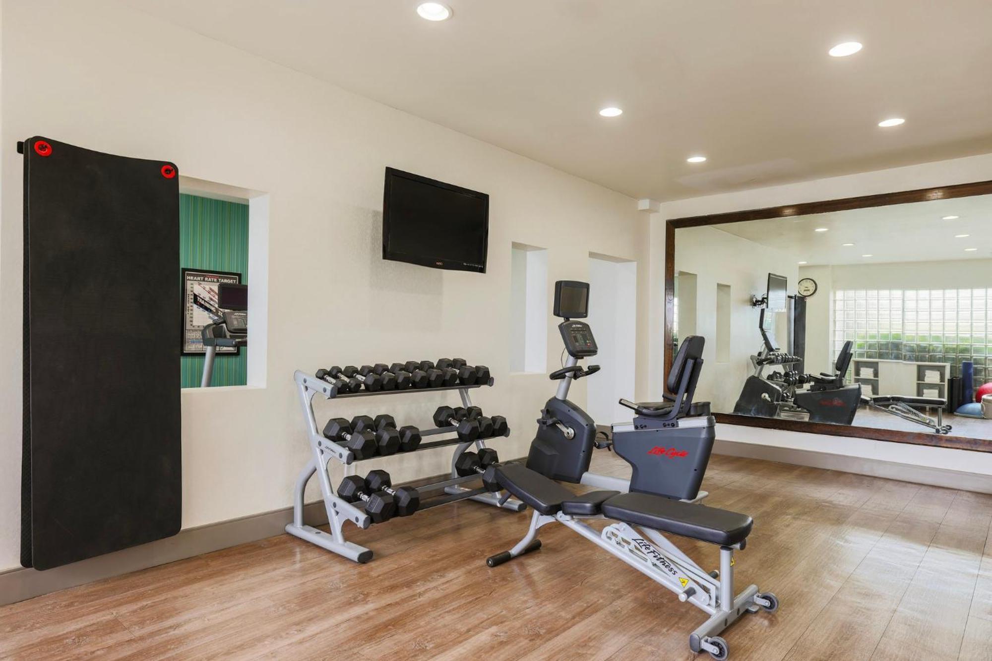 Holiday Inn Express Burlington By Ihg Luaran gambar