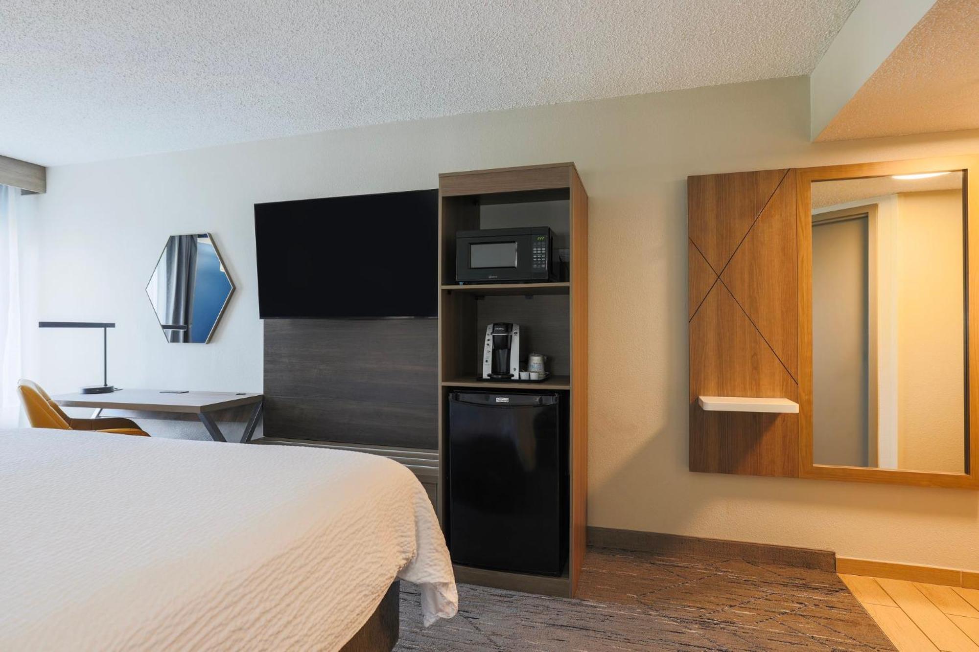 Holiday Inn Express Burlington By Ihg Luaran gambar