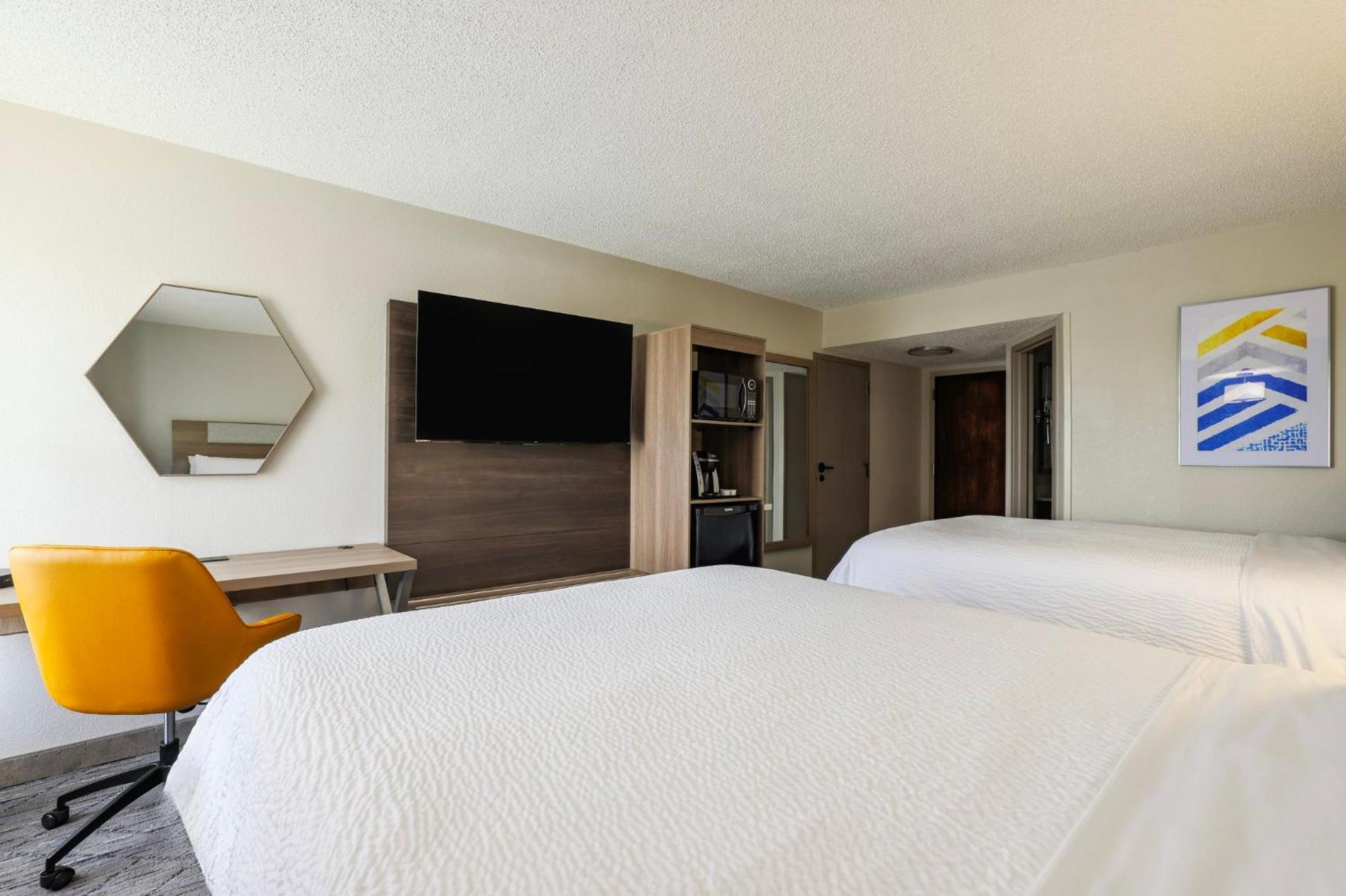 Holiday Inn Express Burlington By Ihg Luaran gambar