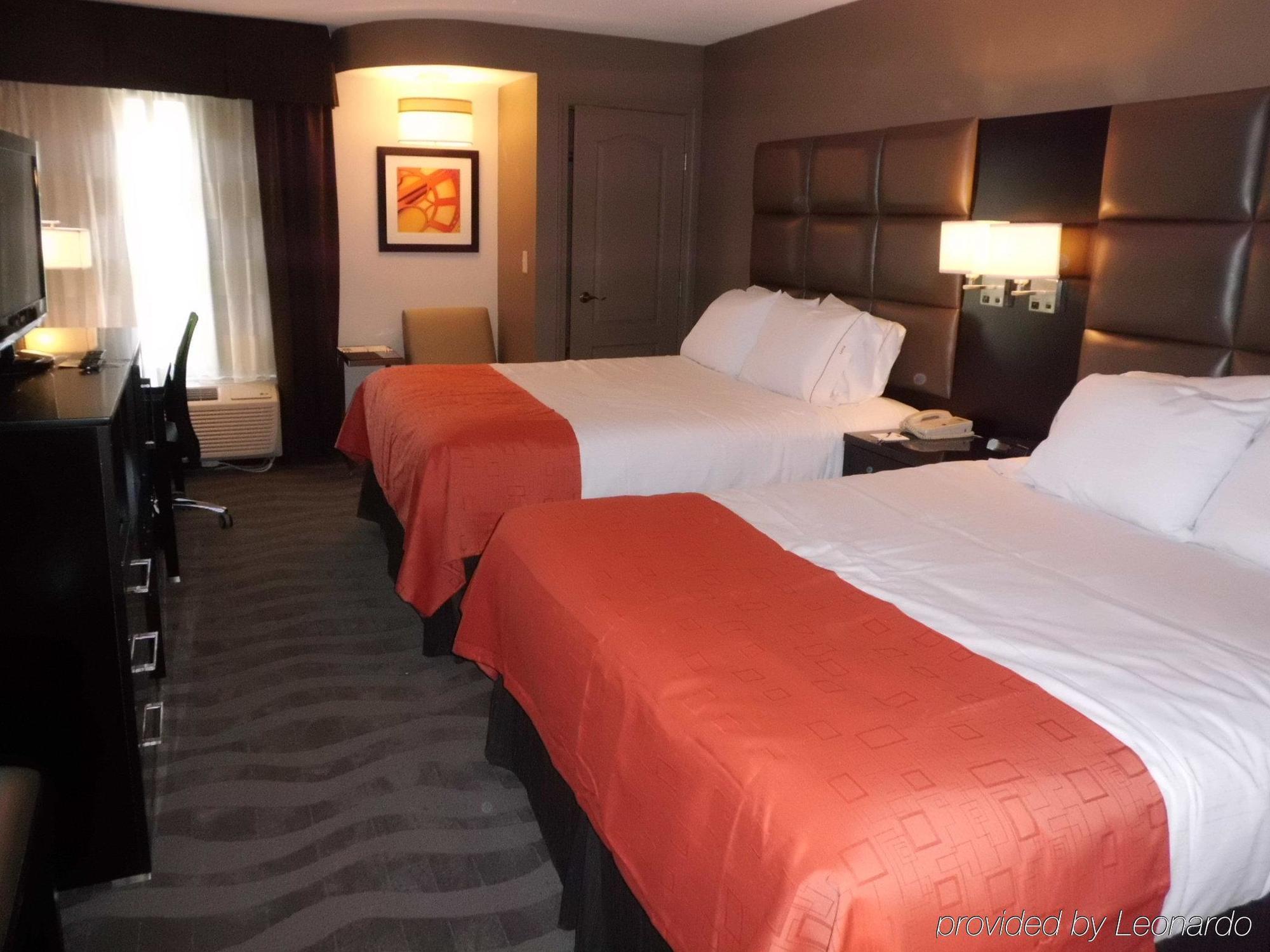 Holiday Inn Express Burlington By Ihg Bilik gambar