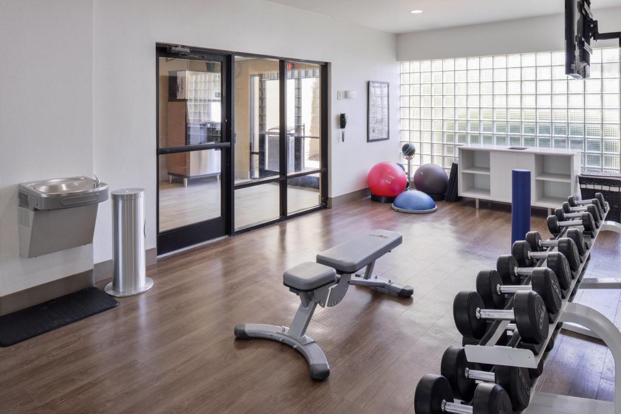 Holiday Inn Express Burlington By Ihg Luaran gambar