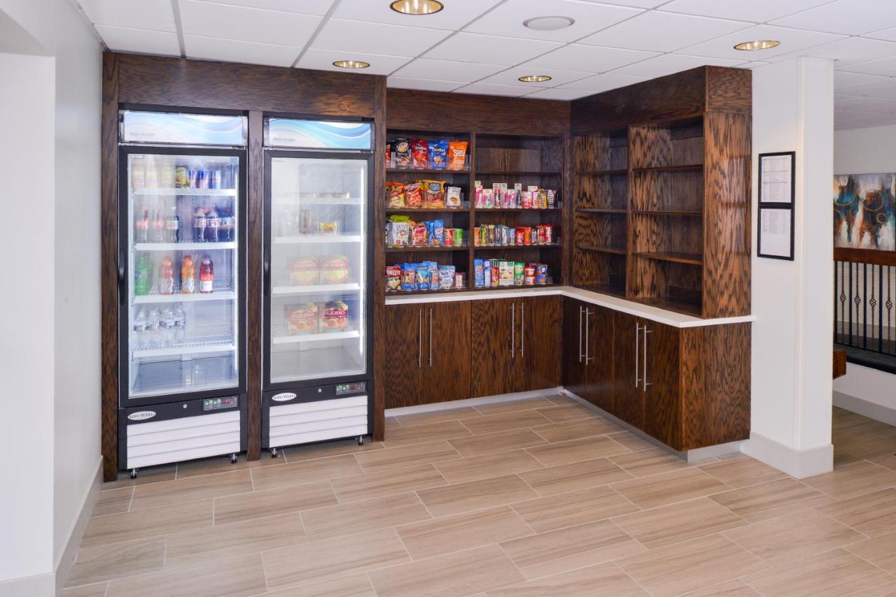 Holiday Inn Express Burlington By Ihg Luaran gambar